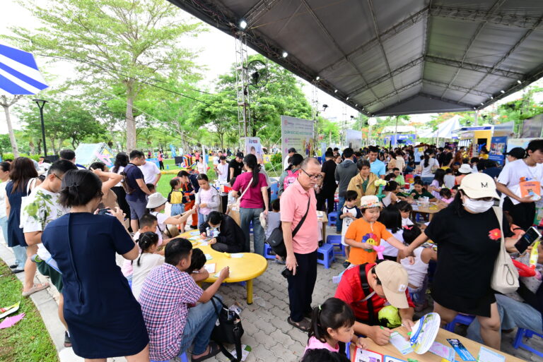 Ngày Hè Sôi Động Tại Phú Mỹ Hưng